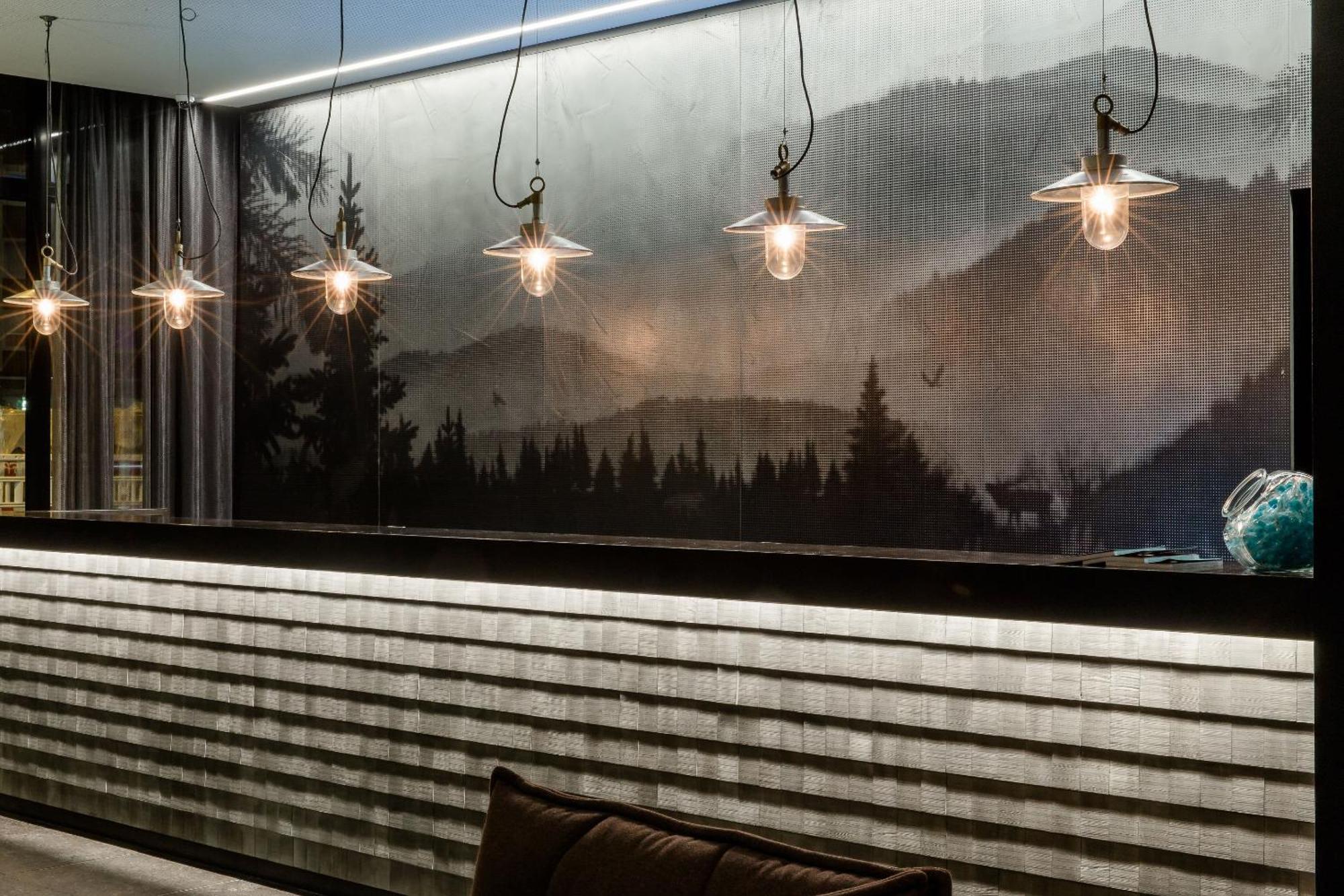 Motel One Freiburg Екстериор снимка