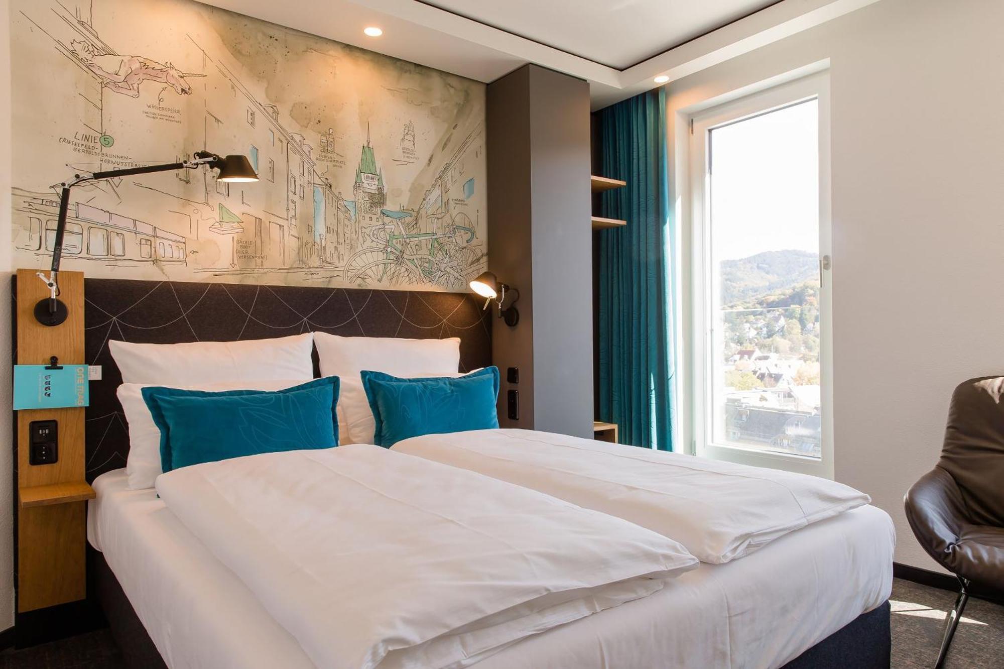 Motel One Freiburg Екстериор снимка