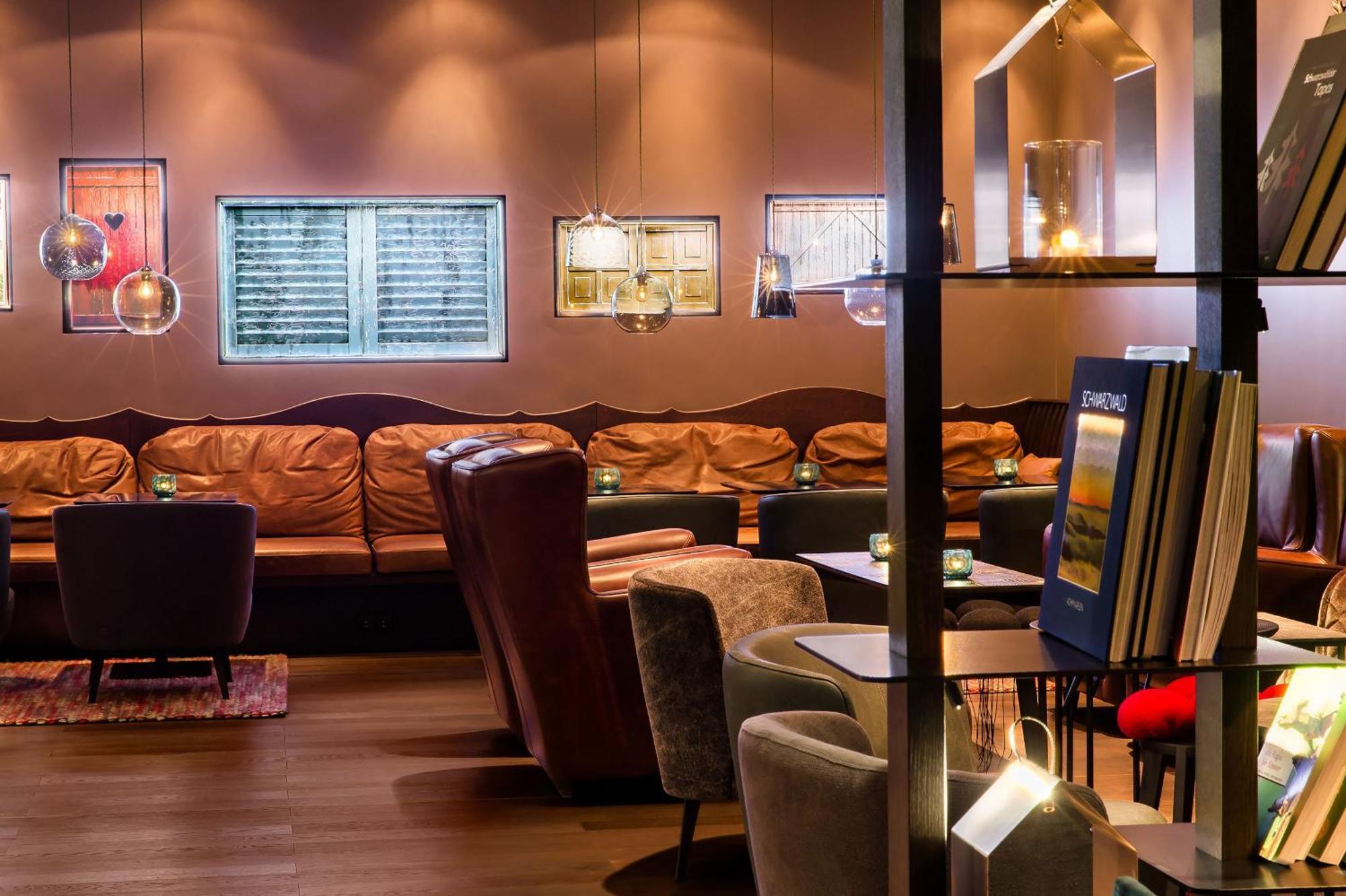 Motel One Freiburg Екстериор снимка