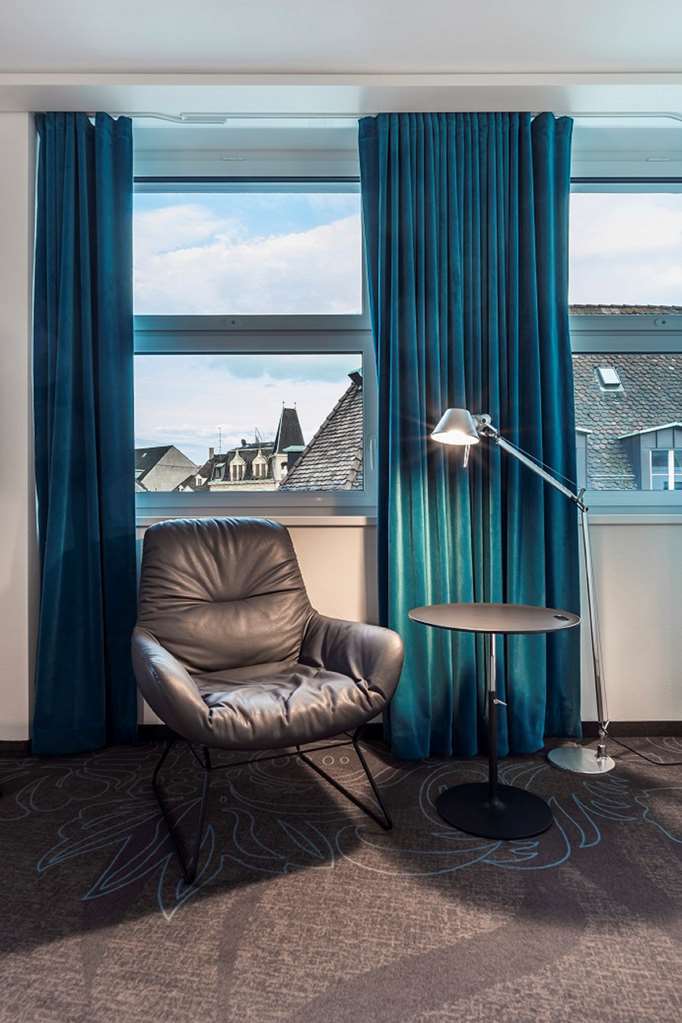 Motel One Freiburg Стая снимка